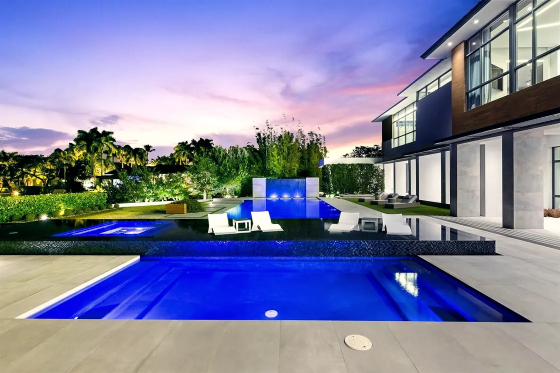 The pool at the estate